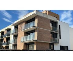 DUPLEX DE OBRA NUEVA CON TERRAZA CON VISTAS Y PISCINA EN EL NADAL DE VIC
