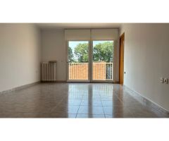 CASA UNIFAMILIAR EN VENTA EN LA HUERTA ROJA DE VIC