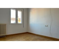 CASA UNIFAMILIAR EN VENTA EN LA HUERTA ROJA DE VIC