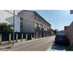 CASA UNIFAMILIAR EN VENTA EN LA HUERTA ROJA DE VIC