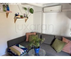 Estudio en venta con terraza cerca del Mercat de Sant Antoni