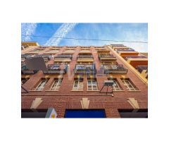 Local + planta de oficinas en venta Centro de Benidorm