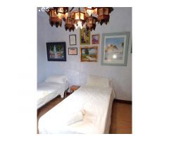 ¡FANTASTICA VILLA INDEPENDIENTE CON PISCINA EN ENTRERRIOS, MIJAS!