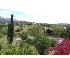 ¡FANTASTICA VILLA INDEPENDIENTE CON PISCINA EN ENTRERRIOS, MIJAS!