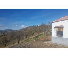 GESBERMEJA PONE A LA VENTA MARAVILLOSA CASA EN LOS MONTES DE MÁLAGA