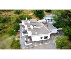 Finca Rural con Apartamentos vacacionales en el Río de Golco.