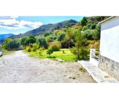 Finca Rural con Apartamentos vacacionales en el Río de Golco.