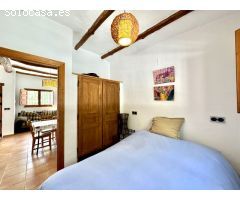Finca Rural con Apartamentos vacacionales en el Río de Golco.