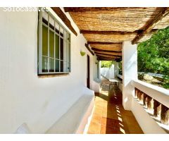 Finca Rural con Apartamentos vacacionales en el Río de Golco.