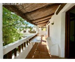 Finca Rural con Apartamentos vacacionales en el Río de Golco.