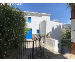 Casa tradicional en Corumbela, encanto andaluz auténtico