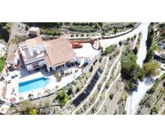 Casa mediterránea con vistas panorámicas en Sayalonga