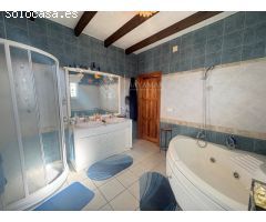 Casa mediterránea con vistas panorámicas en Sayalonga