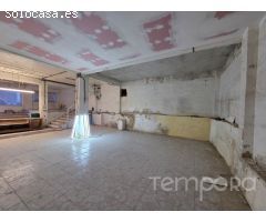 Villa contemporánea de 4 dormitorios con piscina y vistas impresionantes en