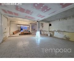Villa contemporánea de 4 dormitorios con piscina y vistas impresionantes en