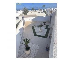 Villa de 2 dormitorios con piscina y vistas al mar en venta en Mojacar playa