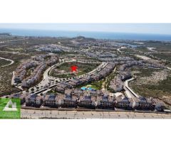Parcela amplia en venta en Vera playa