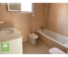 Villa de 4 dormitorios en venta en Mojacar