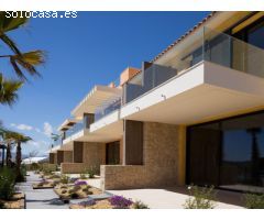 Duplex a estrenar de 2 dormitorios en venta en Desert Springs GOLF