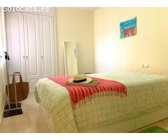 Apartamento de 2 dormitorios con terraza amplia en Mojácar playa