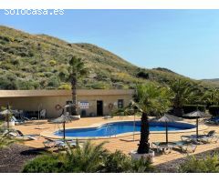 Espectacular apartamento de esquina de 3 dormitorios con jardín y vistas al golf