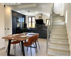 Elegante villa de tres dormitorios con vistas al golf y a la montaña en Desert