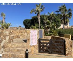 Elegante villa de tres dormitorios con vistas al golf y a la montaña en Desert