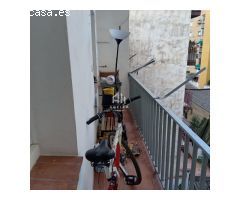 ¡Tu nuevo hogar te espera en Zona Instituts! Espacioso piso de 4 habitaciones