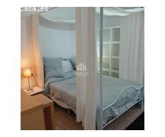 ¡Tu nuevo hogar te espera en Zona Instituts! Espacioso piso de 4 habitaciones