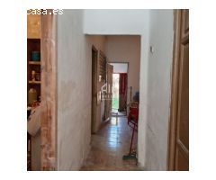 ¡Oportunidad Exclusiva! Casa con Patio y Potencial Ilimitado a tu Alcance!