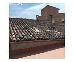 Tu Refugio de Paz con Potencial en Nalec: ¡Casa con Vistas, Chimenea y
