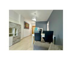 ¡Vive Salou al Máximo! Apartamento Reformado con Terraza y Piscina a Pasos de la