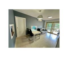 ¡Vive Salou al Máximo! Apartamento Reformado con Terraza y Piscina a Pasos de la