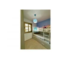 ¡Vive Salou al Máximo! Apartamento Reformado con Terraza y Piscina a Pasos de la