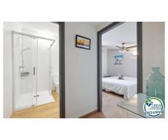 Ático-Dúplex reformado con terraza de 8m2 y vistas al mar y al canal