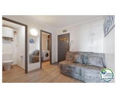 Ático-Dúplex reformado con terraza de 8m2 y vistas al mar y al canal