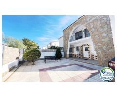 Casa en venta con amarre en Empuriabrava, Costa brava