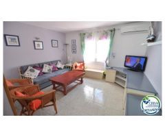 Encantadora Casa con Licencia Turística en Mas Mates, Roses