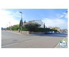 Exclusiva villa de lujo de 348 m² en una amplia parcela de 755 m²