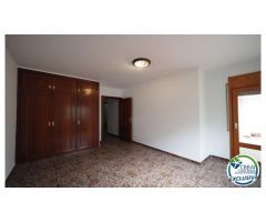 Apartamento amplio céntrico y a 250 m de la playa