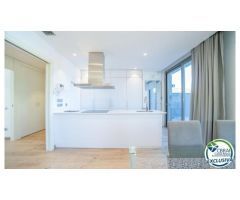 Planta baja de 3 dormitorios con 224 m2 de terraza y jardín a 200m de la playa