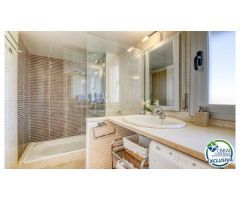 Apartamento en venta en Santa Margarita, Roses - ¡con terraza soleada y 3