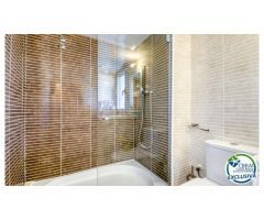 Apartamento en venta en Santa Margarita, Roses - ¡con terraza soleada y 3