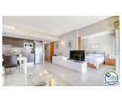 Apartamento en venta en Santa Margarita, Roses - ¡con terraza soleada y 3