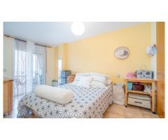 Apartamento con 2 dormitorios y parking interior