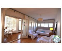 PISO CON JARDÍN PRIVADO DE 200M2.