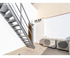 DÚPLEX DE 3 HABITACIONES CON TERRAZA DE 50 M2 A 15 METROS DE LA RAMBLA DE