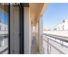 DÚPLEX DE 3 HABITACIONES CON TERRAZA DE 50 M2 A 15 METROS DE LA RAMBLA DE