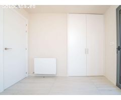 DÚPLEX DE 3 HABITACIONES CON TERRAZA DE 50 M2 A 15 METROS DE LA RAMBLA DE