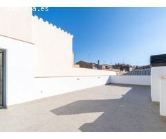 DÚPLEX DE 3 HABITACIONES CON TERRAZA DE 50 M2 A 15 METROS DE LA RAMBLA DE